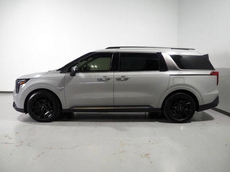 2025 Kia Carnival SX Prestige *HEADS-UP DISPLAY, NAVIGATION, ADAPTIVE CRUISE, SAFETY ALERTS, 360 VIEW CAMERAS, DUAL PANEL MOONROOF, LEATHER, CLIMATE SEATS, HEATED STEERING, 8-SEATER, REMOTE START, POWER LIFTGATE, BOSE, WIRELESS CHARGING, ANDROID & APPLE Round Rock TX