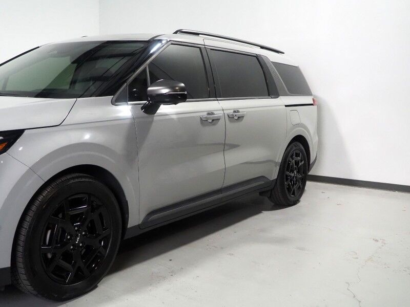 2025 Kia Carnival SX Prestige *HEADS-UP DISPLAY, NAVIGATION, ADAPTIVE CRUISE, SAFETY ALERTS, 360 VIEW CAMERAS, DUAL PANEL MOONROOF, LEATHER, CLIMATE SEATS, HEATED STEERING, 8-SEATER, REMOTE START, POWER LIFTGATE, BOSE, WIRELESS CHARGING, ANDROID & APPLE Round Rock TX