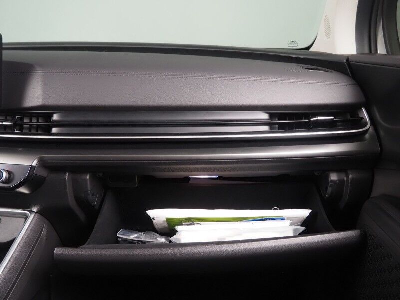 2025 Kia Carnival SX Prestige *HEADS-UP DISPLAY, NAVIGATION, ADAPTIVE CRUISE, SAFETY ALERTS, 360 VIEW CAMERAS, DUAL PANEL MOONROOF, LEATHER, CLIMATE SEATS, HEATED STEERING, 8-SEATER, REMOTE START, POWER LIFTGATE, BOSE, WIRELESS CHARGING, ANDROID & APPLE Round Rock TX