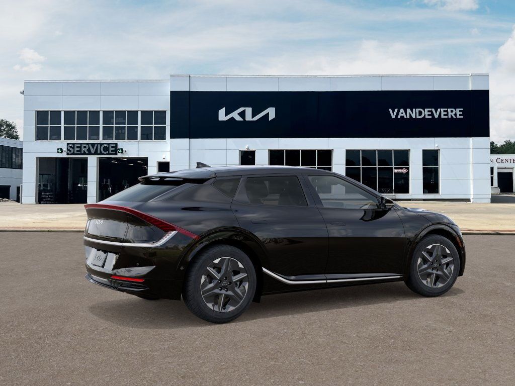 2025 Kia EV6 Light Akron OH