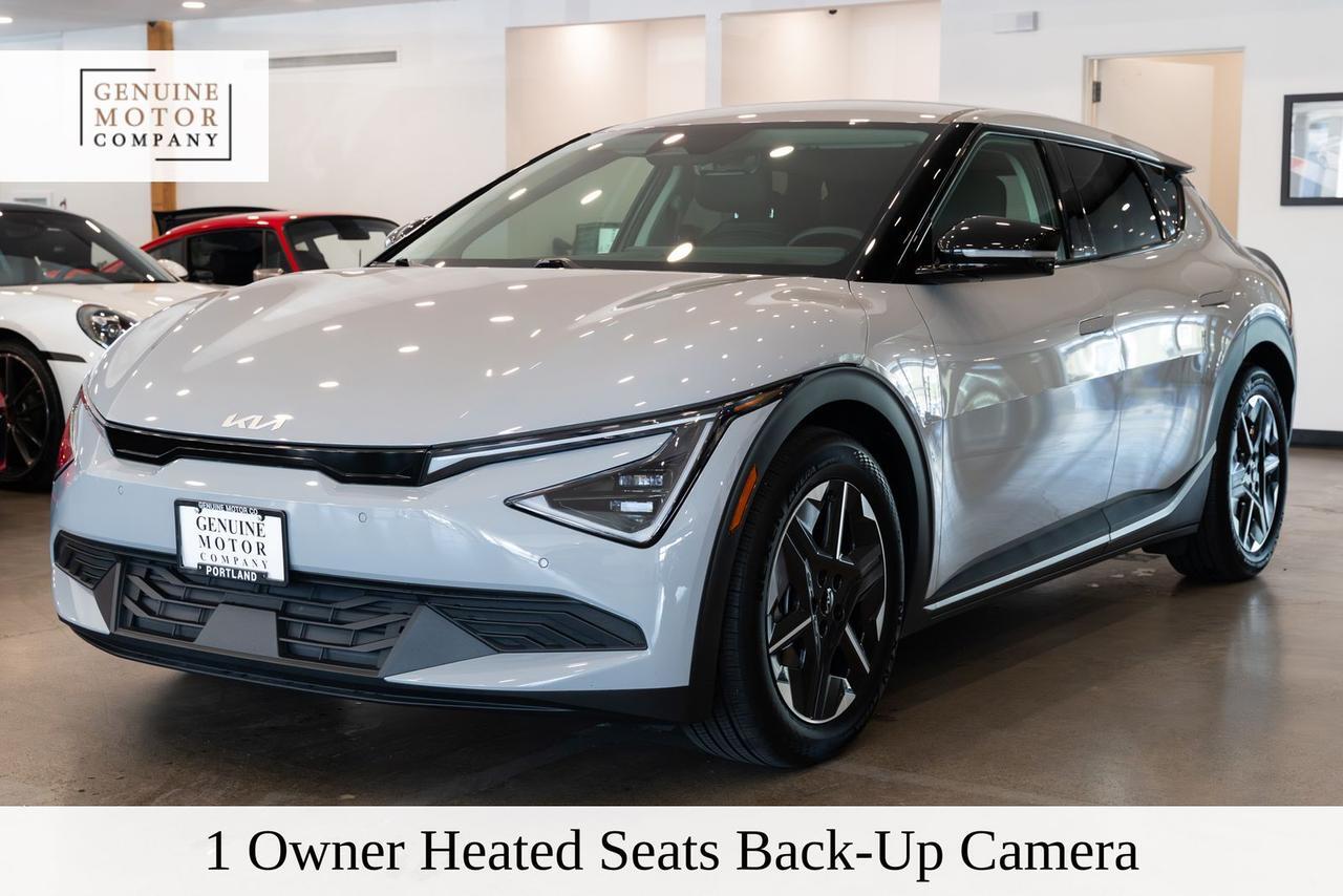 2025 Kia EV6 Light