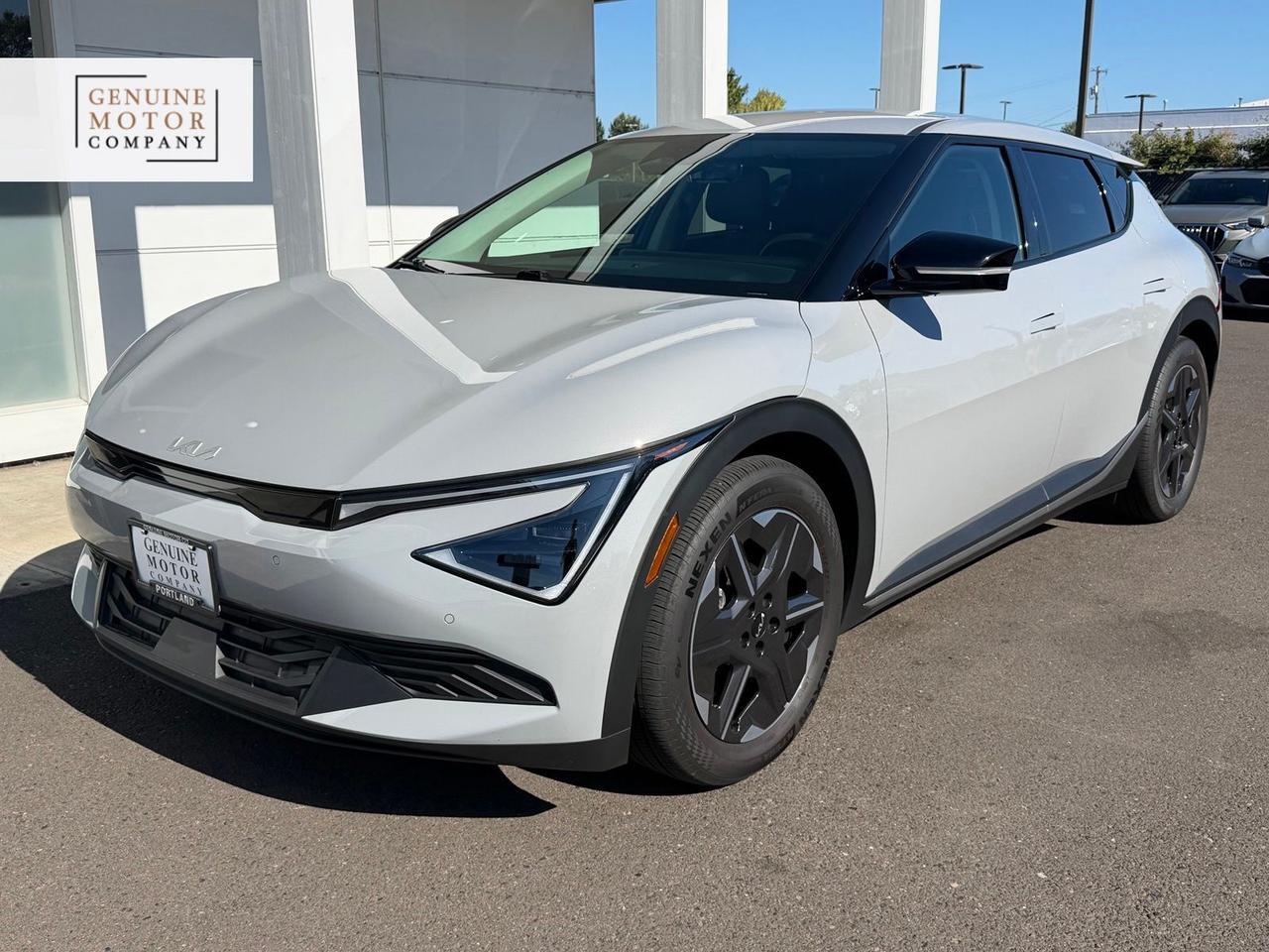 2025 Kia EV6 Light
