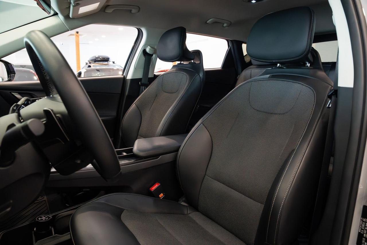 2025 Kia EV6 Light Gladstone OR