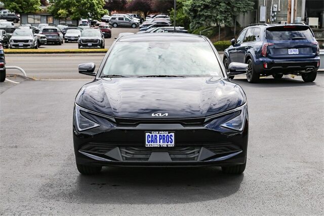 2025 Kia EV6 Light Long Range AWD