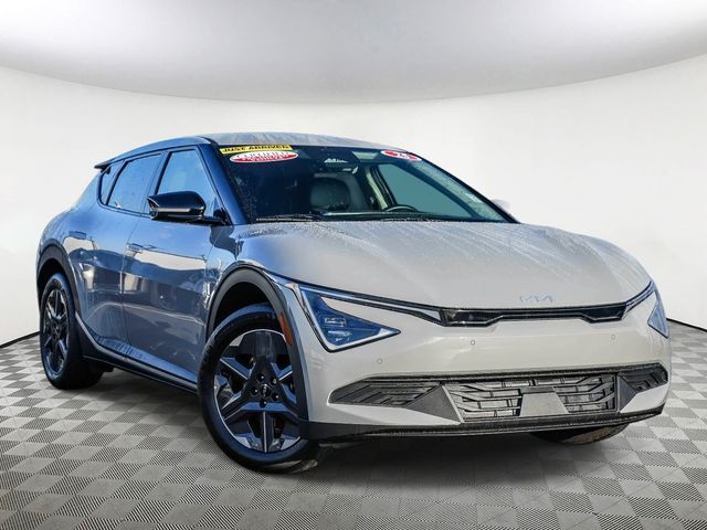 2025 Kia EV6 Light Long Range