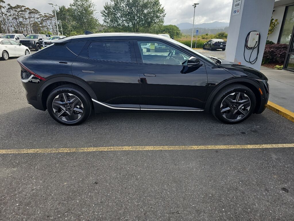 2025 Kia EV6 Light Long Range RWD Eureka CA