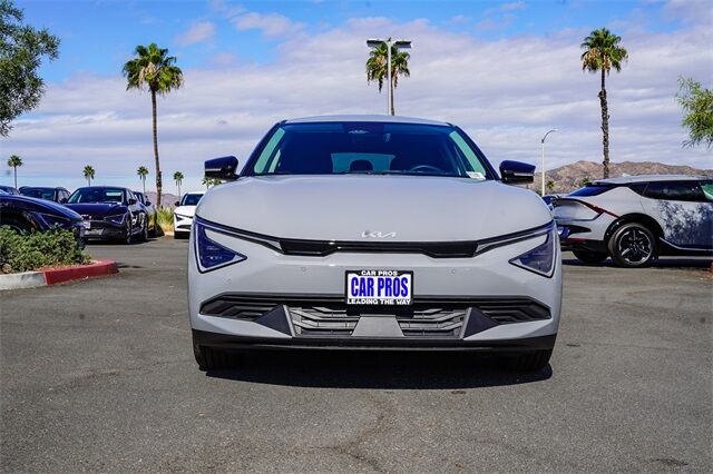 2025 Kia EV6 Light Long Range RWD