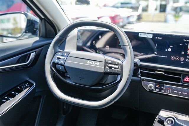 2025 Kia EV6 Light Long Range RWD Glendale CA