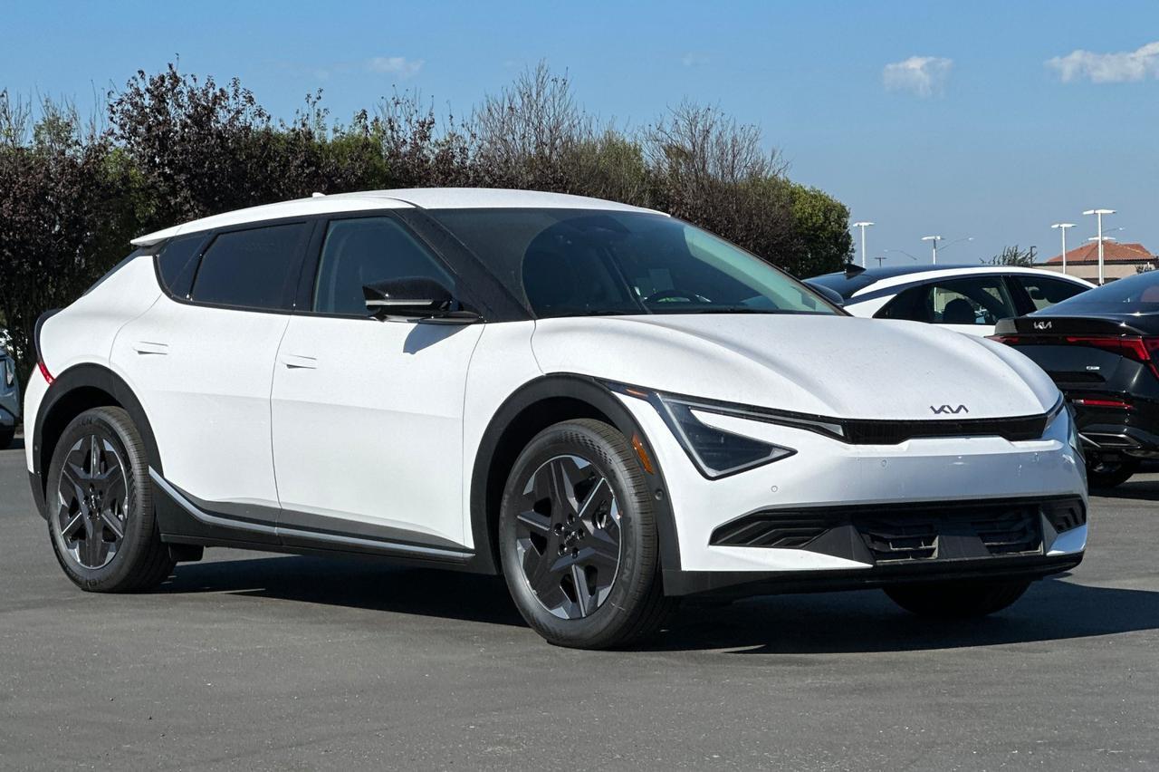 2025 Kia EV6 Light Long Range Salinas CA