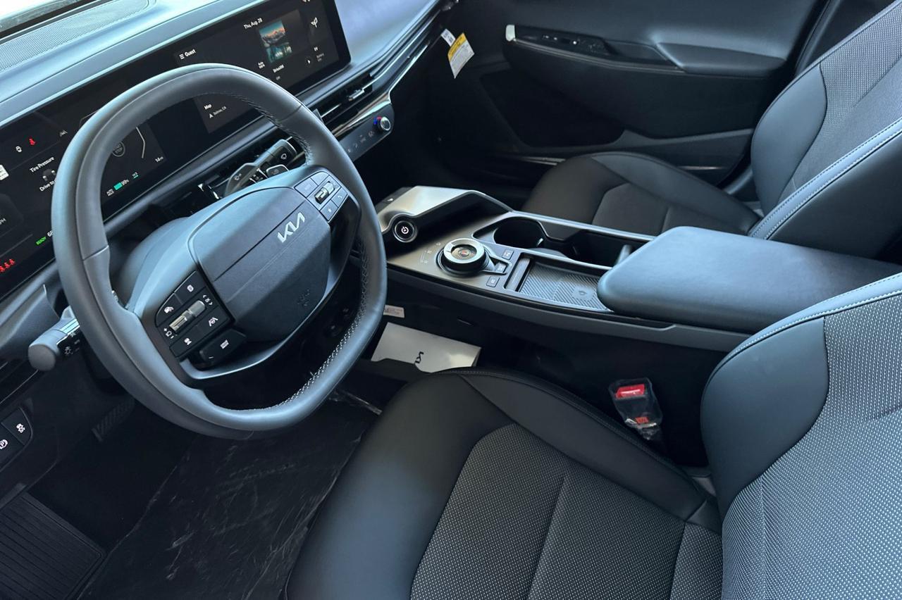 2025 Kia EV6 Light Long Range Salinas CA