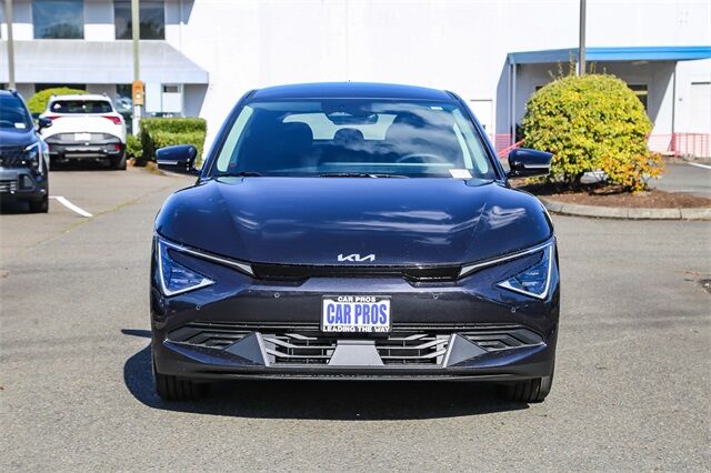 2025 Kia EV6 Light photo 3