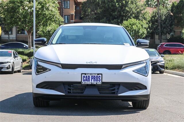 2025 Kia EV6 Light Wind photo 3