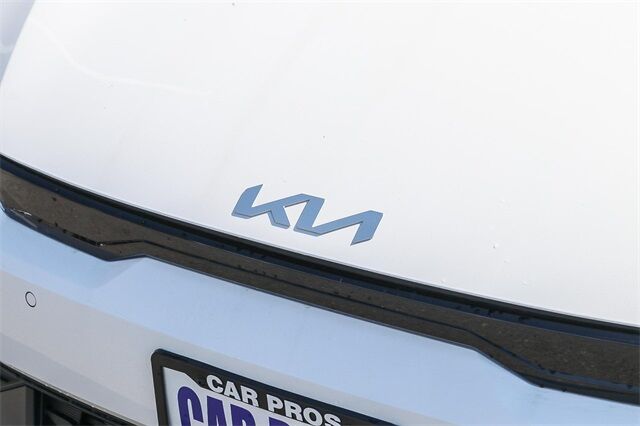 2025 Kia EV6 Light Wind photo 6