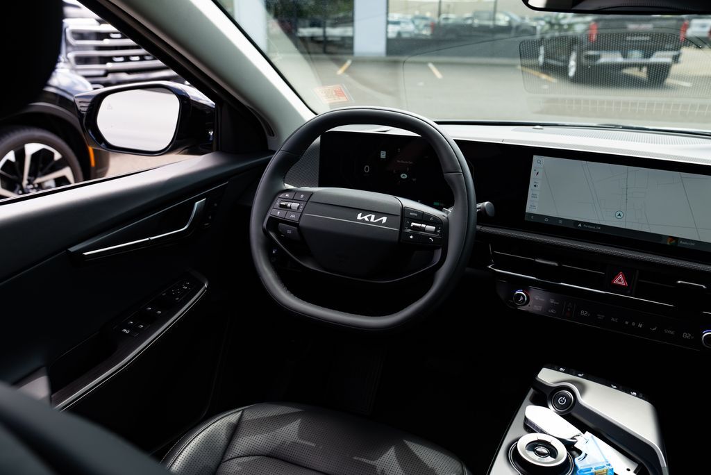 2025 Kia EV6 Wind Milwaukie OR