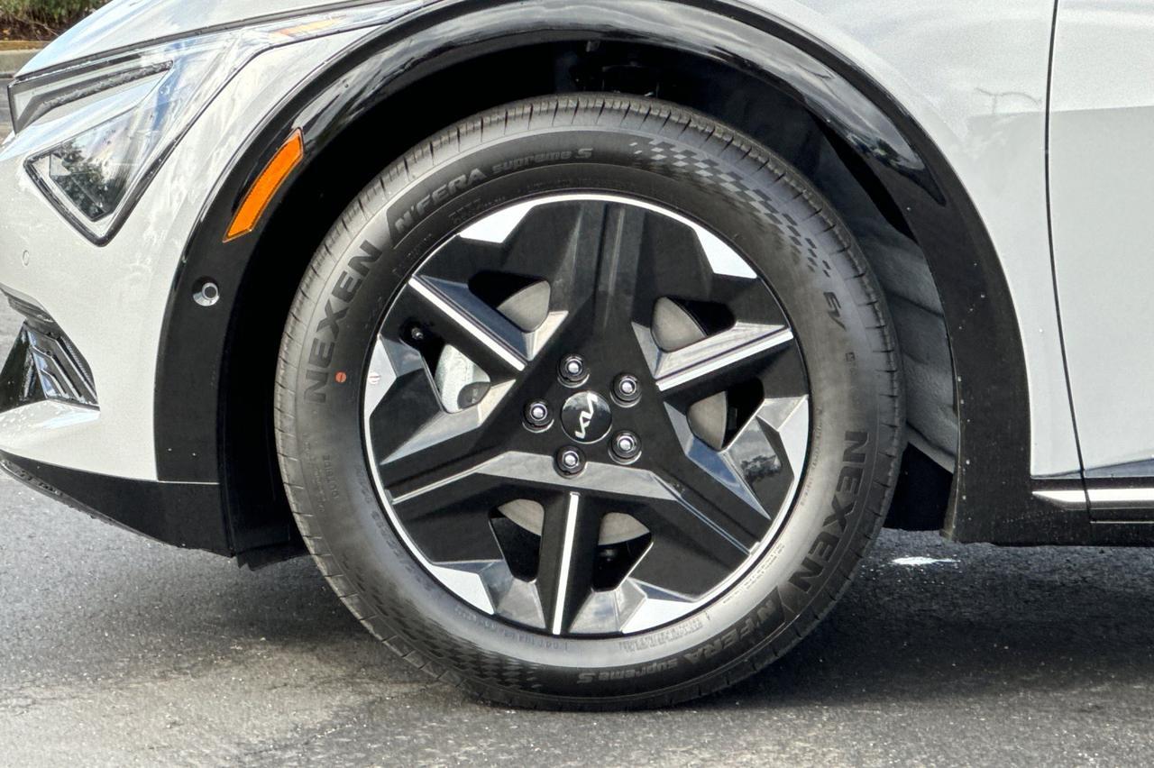 2025 Kia EV6 Wind Salinas CA