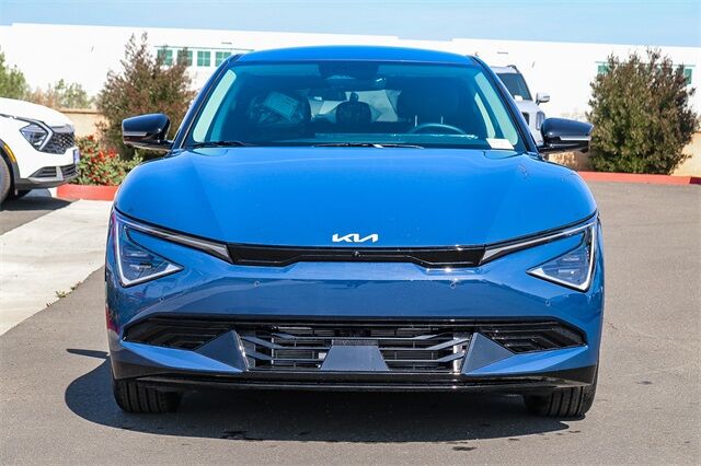 2025 Kia EV6 Wind