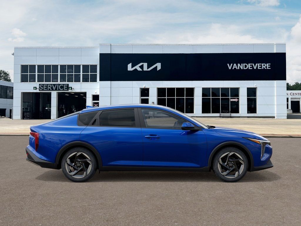 2025 Kia K4 EX Akron OH