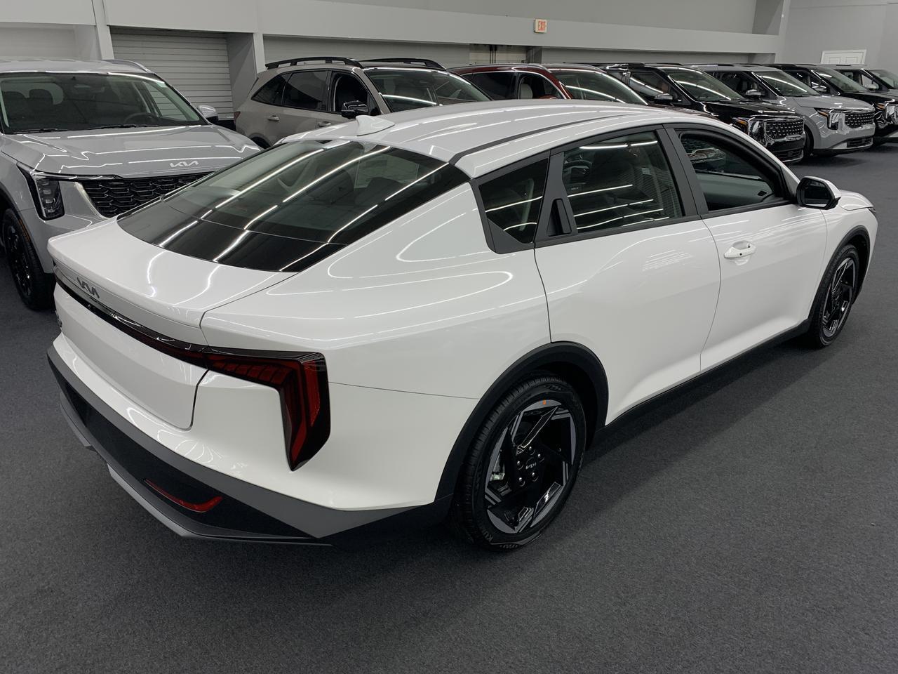 2025 Kia K4 EX FWD Benwood WV
