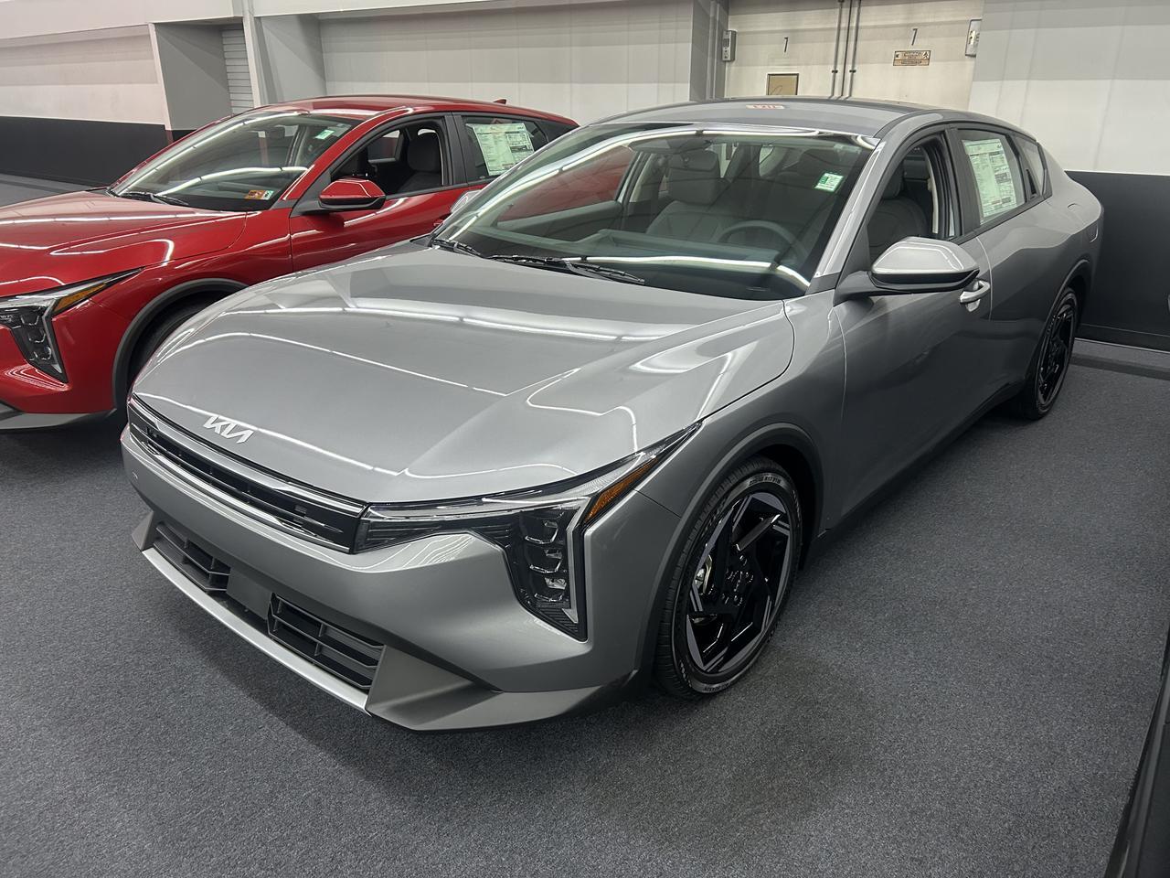 2025 Kia K4 EX FWD