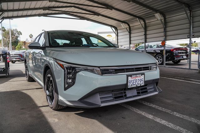 2025 Kia K4 EX