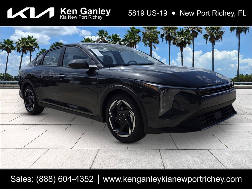 2025 Kia K4 EX Oshkosh WI