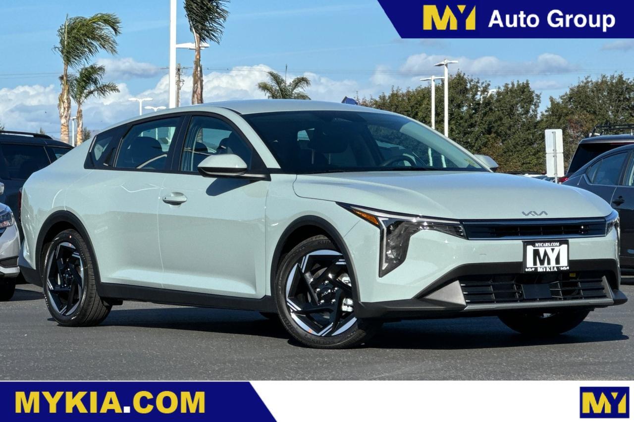 2025 Kia K4 EX