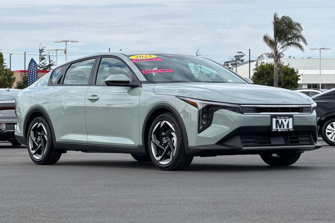 2025 Kia K4 EX Salinas CA