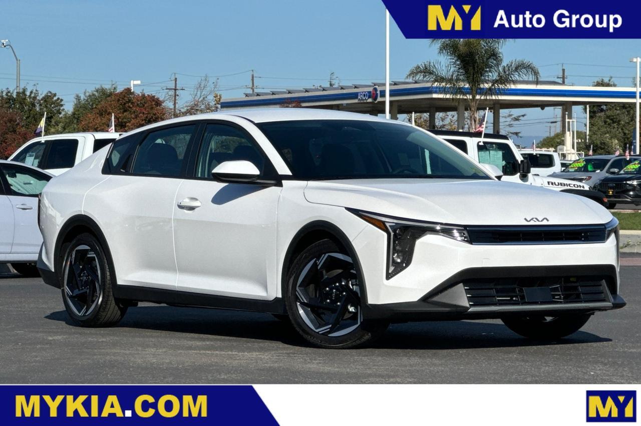 2025 Kia K4 EX