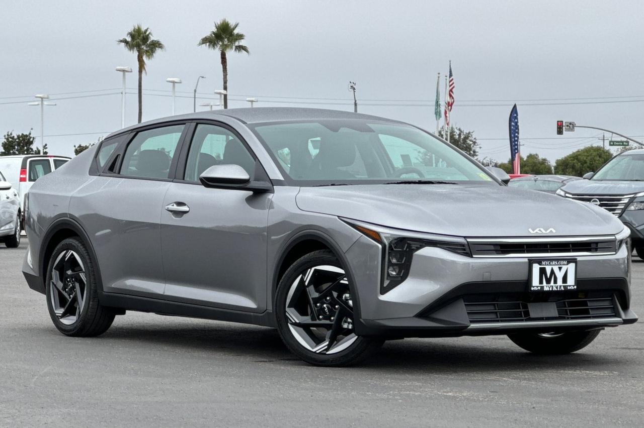 2025 Kia K4 EX Salinas CA