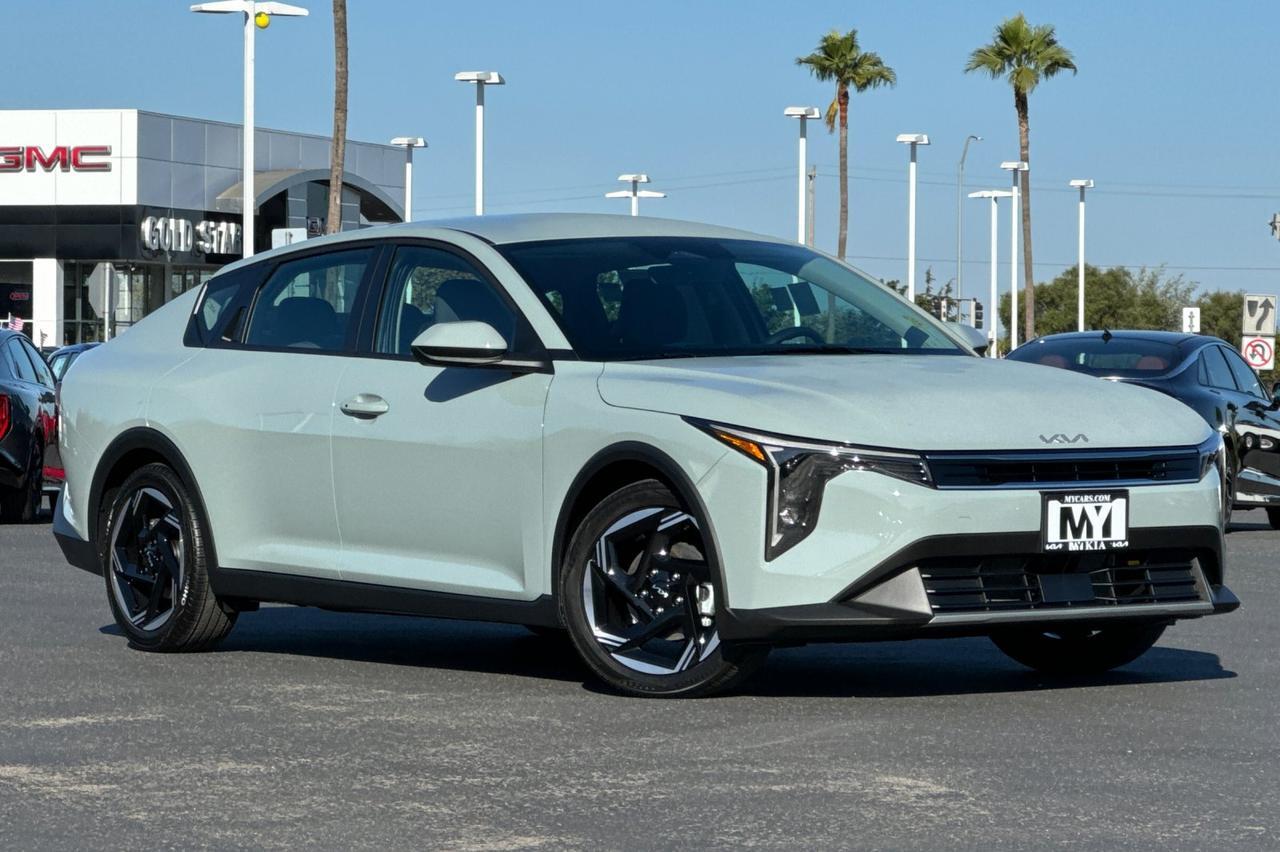 2025 Kia K4 EX Salinas CA