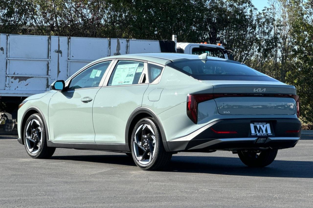 2025 Kia K4 EX Salinas CA