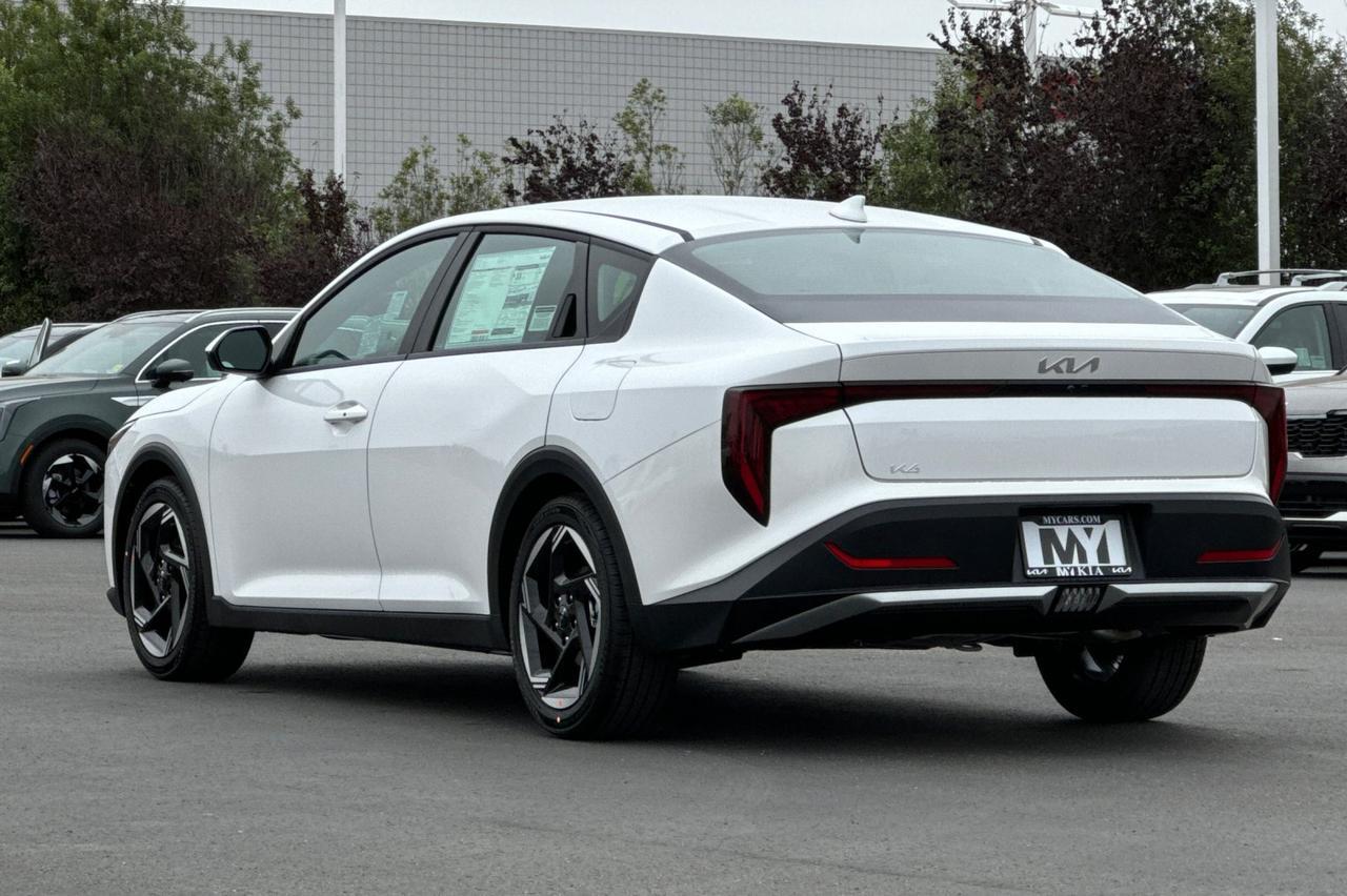 2025 Kia K4 EX Salinas CA