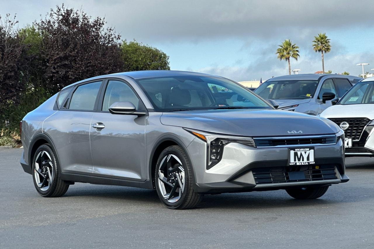 2025 Kia K4 EX Salinas CA