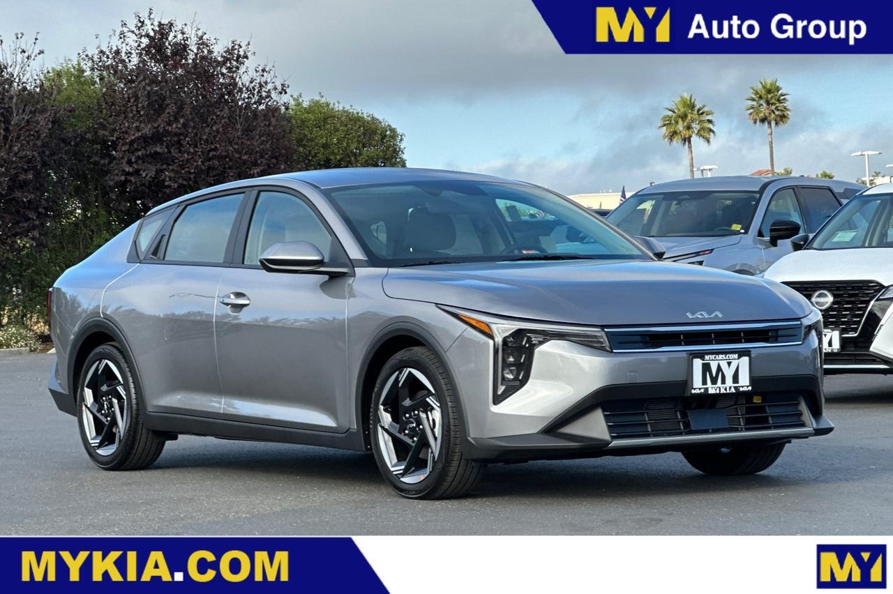 2025 Kia K4 EX