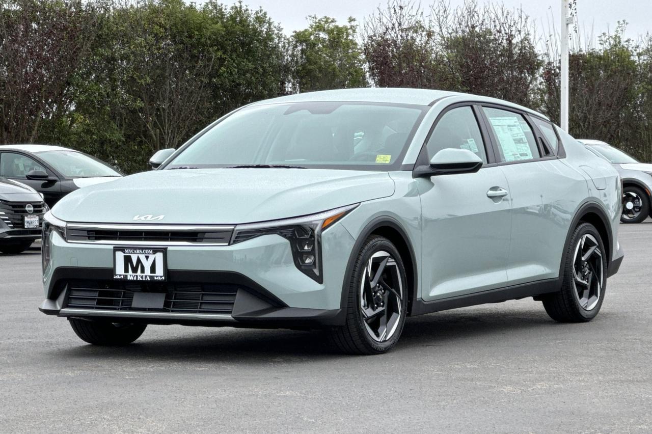 2025 Kia K4 EX Salinas CA