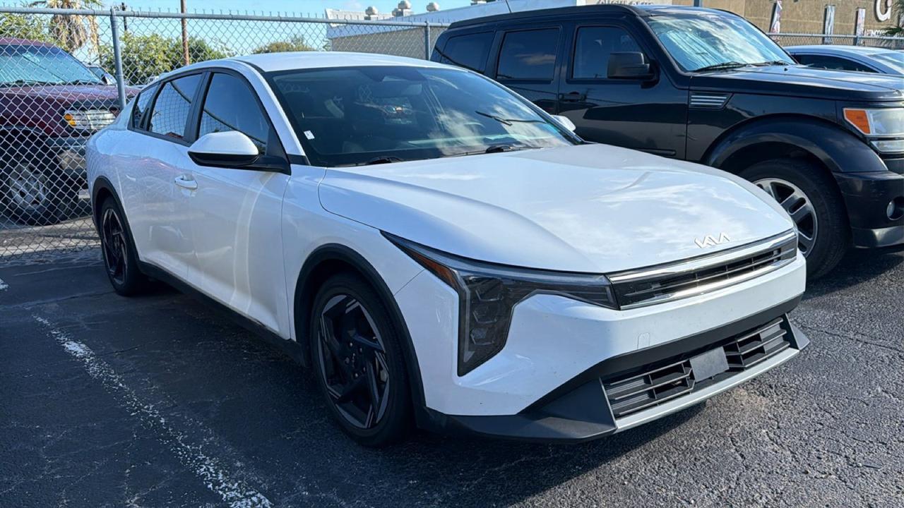 2025 Kia K4 EX