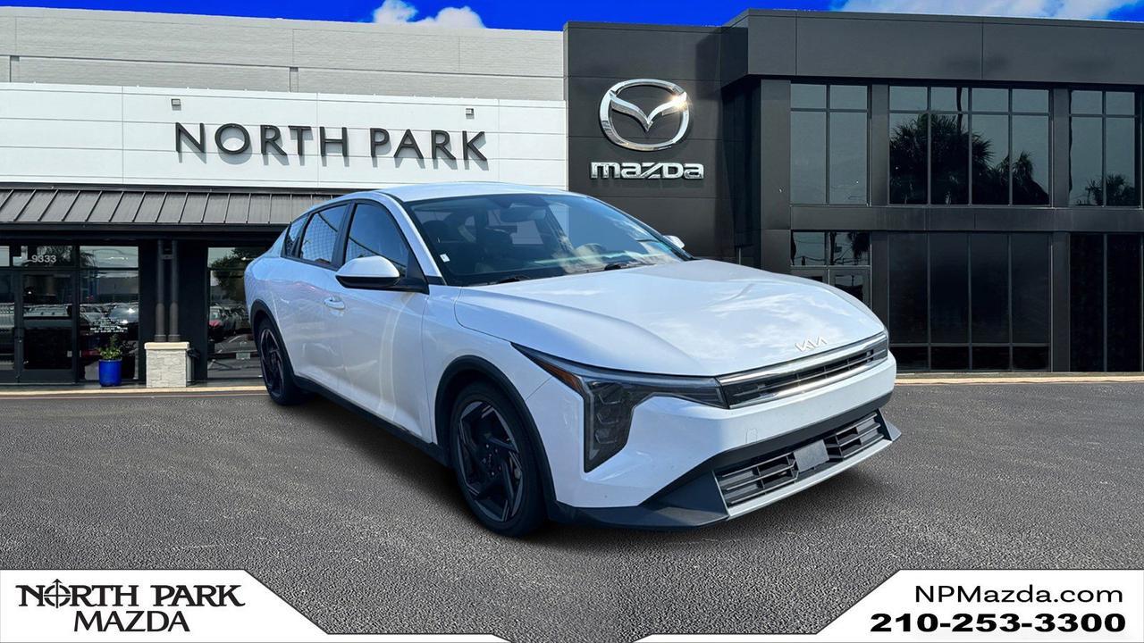2025 Kia K4 EX