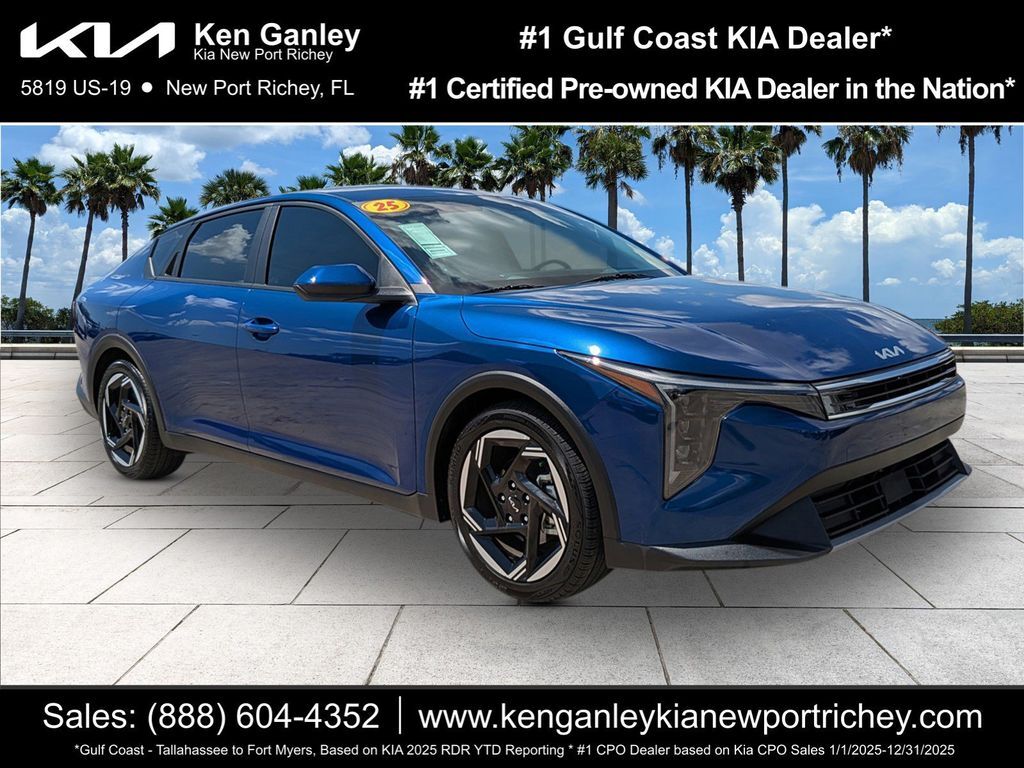 2025 Kia K4 EX