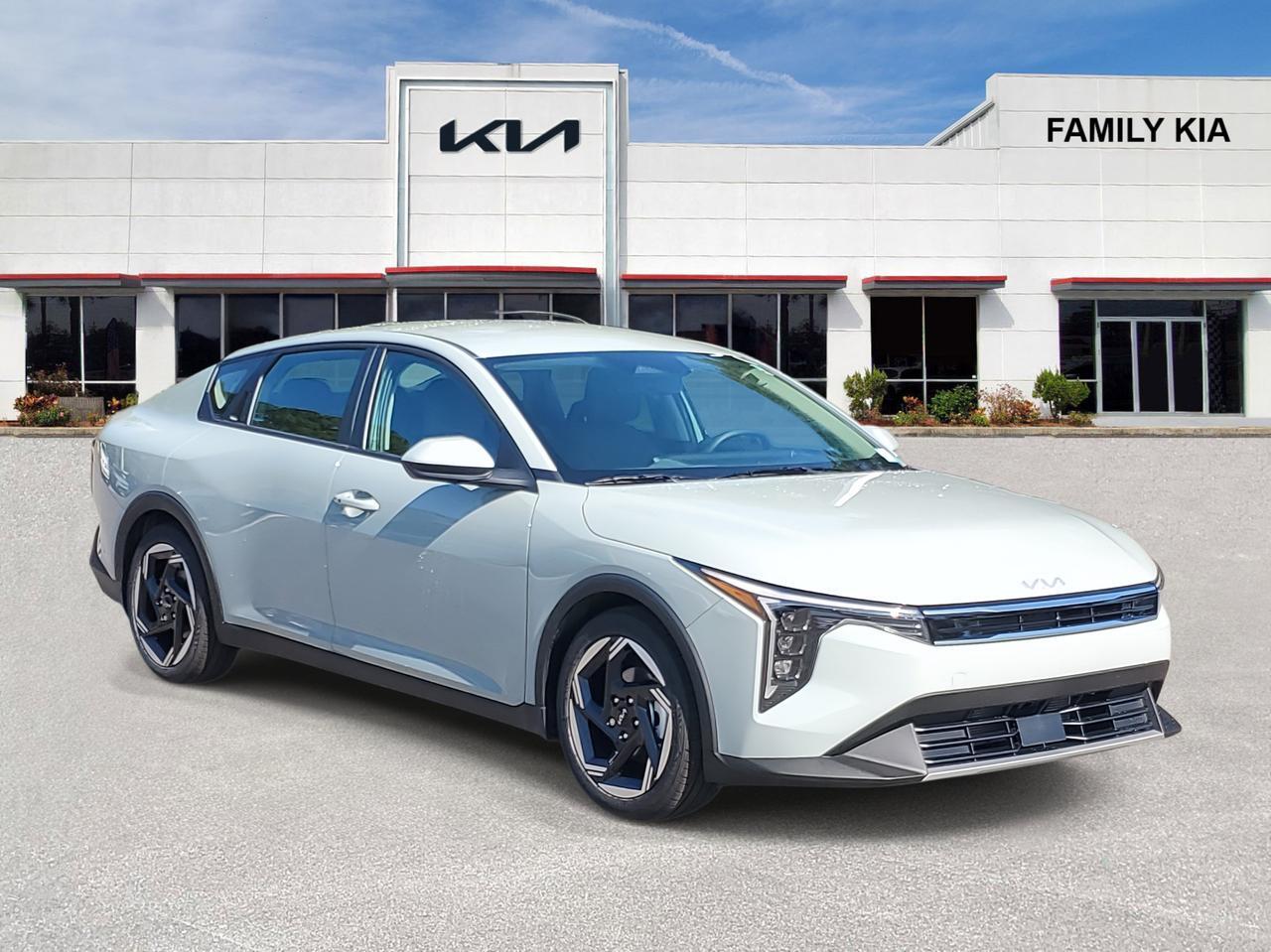 2025 Kia K4 EX