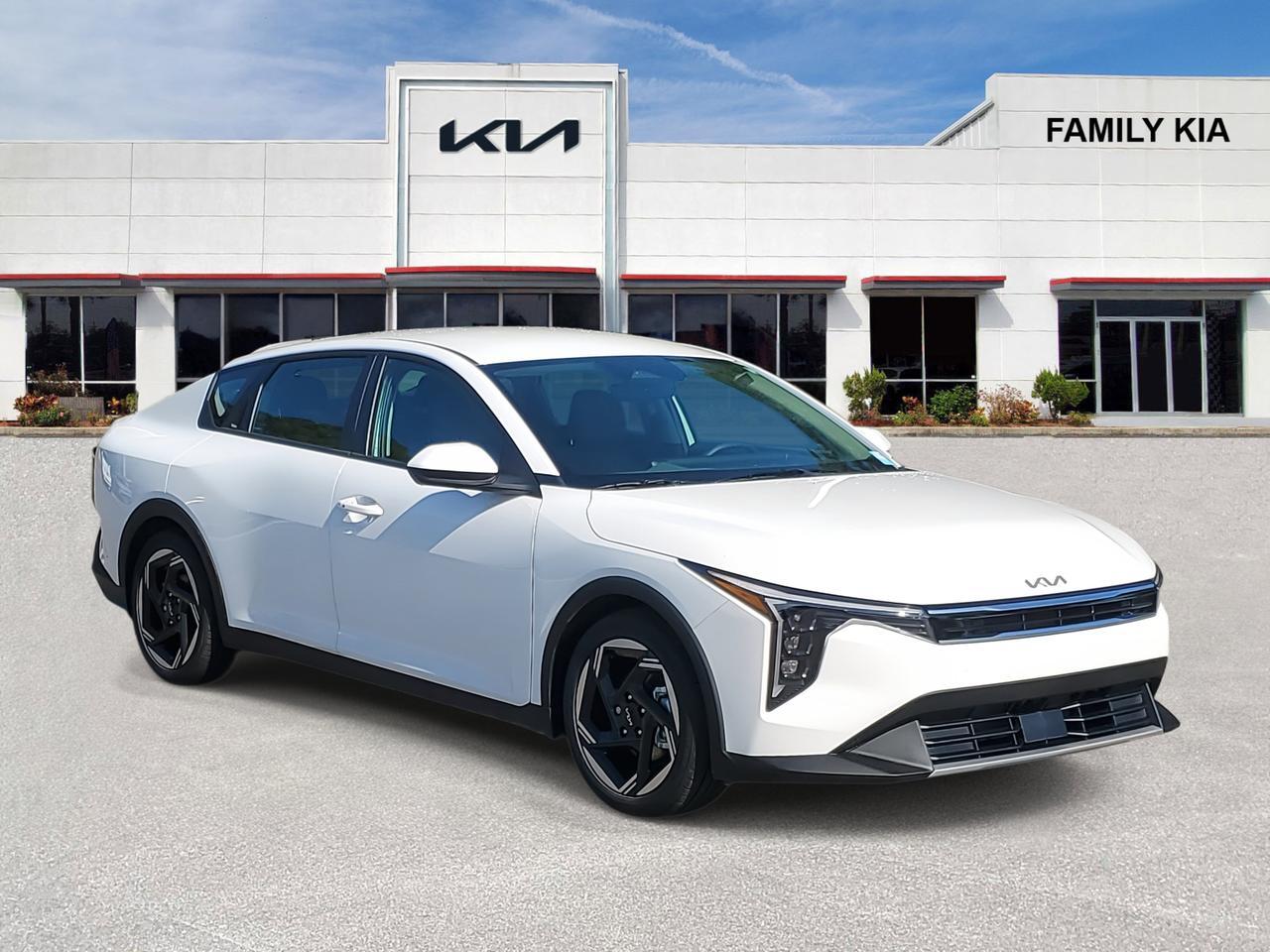 2025 Kia K4 EX