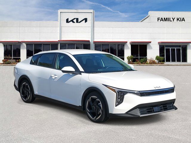 2025 Kia K4 EX