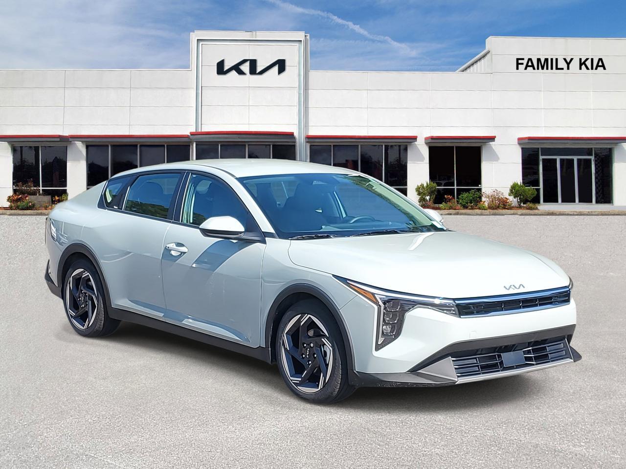2025 Kia K4 EX