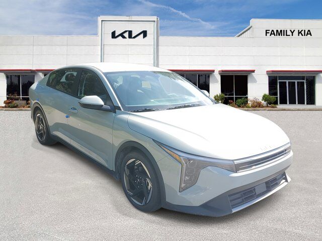 2025 Kia K4 EX
