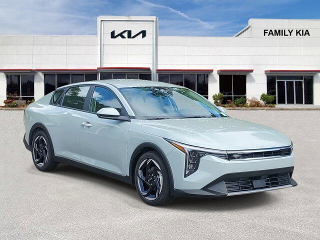 2025 Kia K4 EX