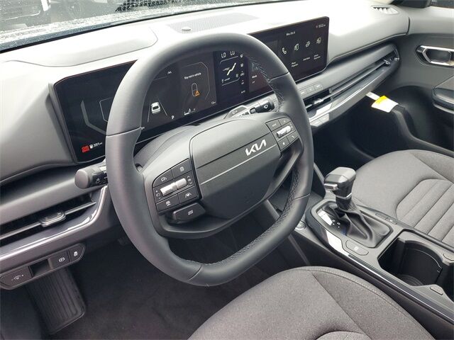 2025 Kia K4 EX photo 20