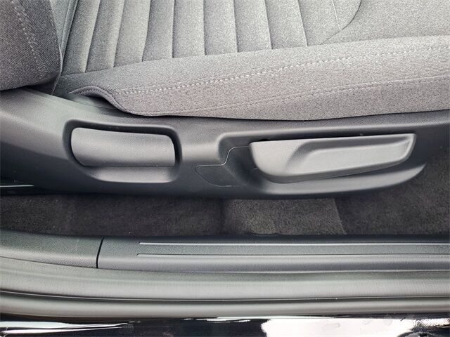 2025 Kia K4 EX photo 9