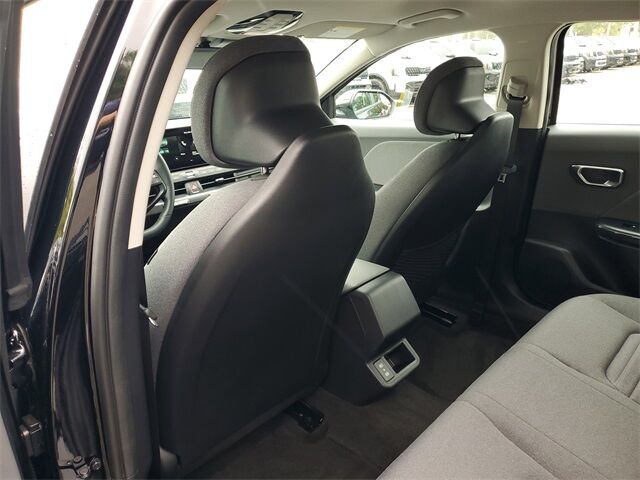 2025 Kia K4 EX photo 15
