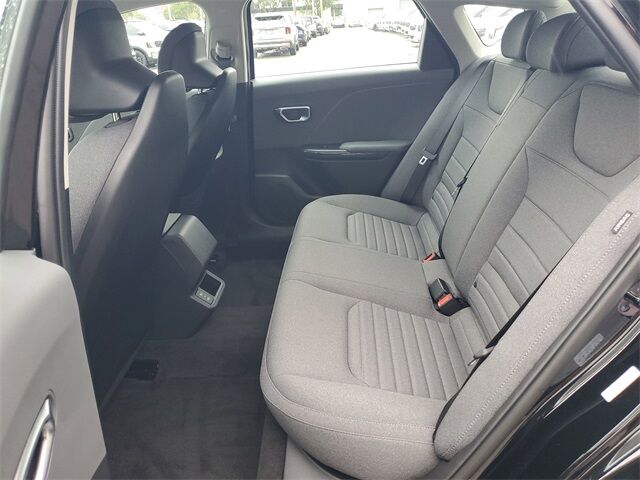 2025 Kia K4 EX photo 14