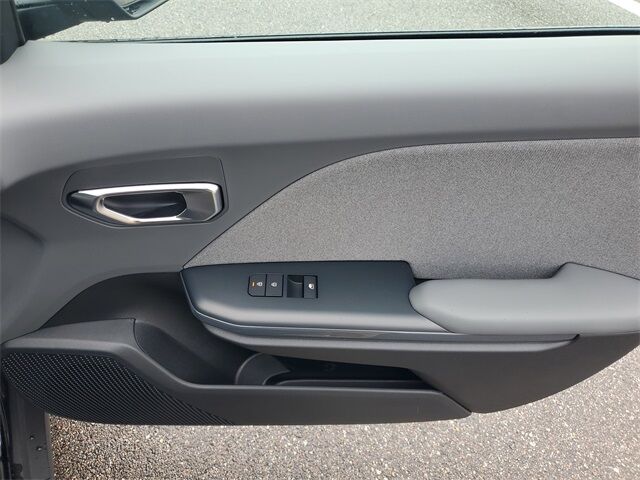 2025 Kia K4 EX photo 10