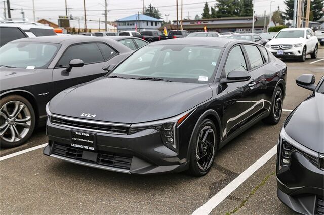 2025 Kia K4 EX